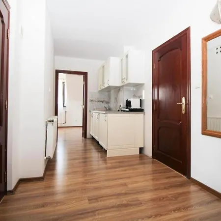 2 Laczone Z Tarasem I Balkonem, Butorowka *