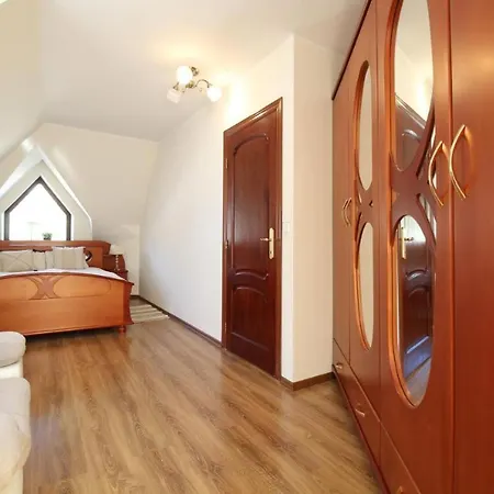 Apartment 2 Laczone Z Tarasem I Balkonem, Butorowka *