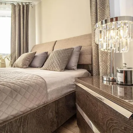 2 Laczone Apartamenty Z Tarasem I Balkonem, Butorowka *